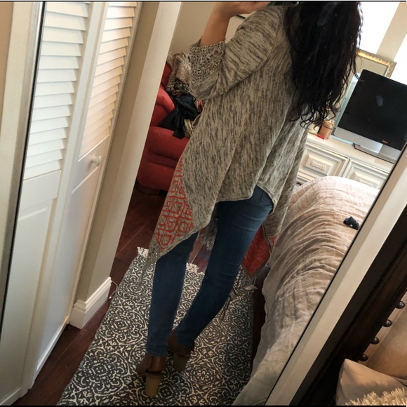 Shawl - Picture 3 of 5